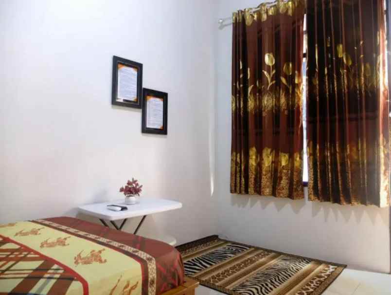 dijual rumah rungkut menanggal