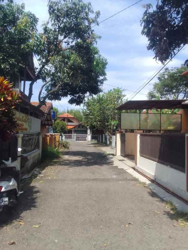 dijual rumah sangkuriang