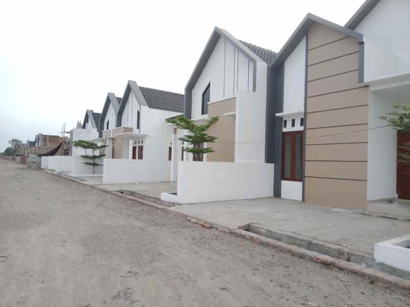 dijual rumah sawahan kudu baki sukoharjo