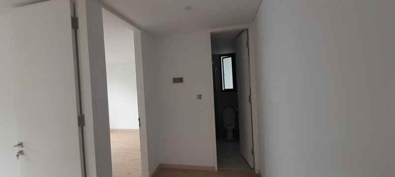 dijual rumah setiabudi regency