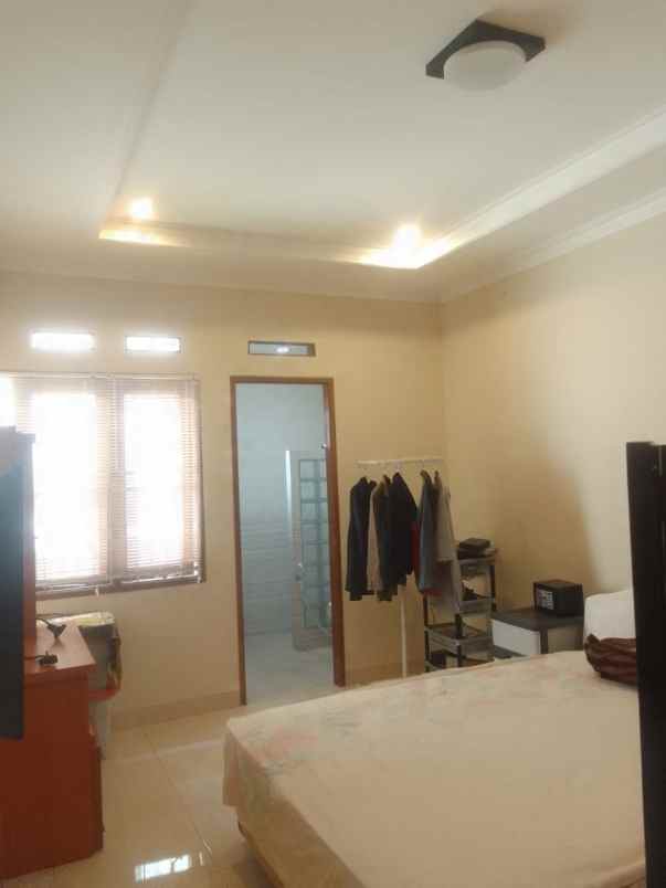 dijual rumah siap huni strategis di tengah kota cimahi