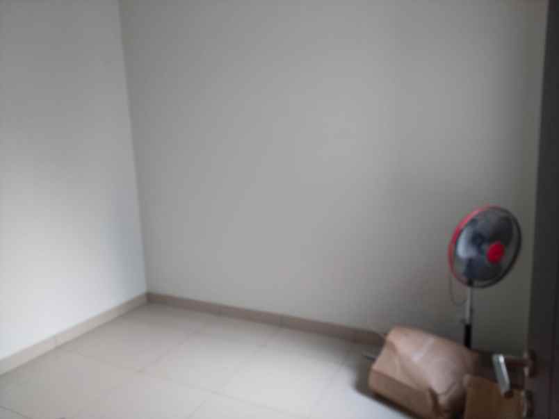 dijual rumah summarecon bekasi cluster