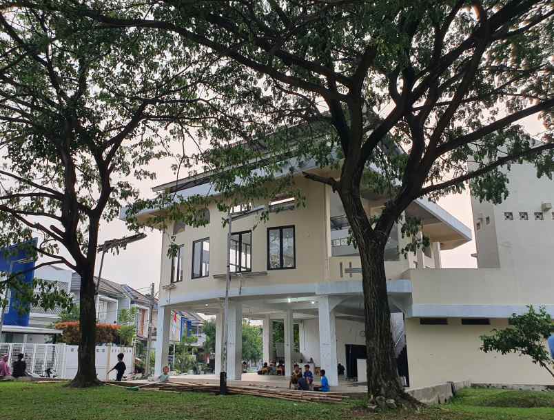 dijual rumah talaga bestari cluster fluora 2 lantai