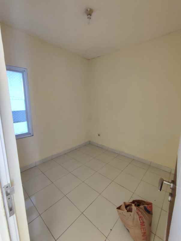 dijual rumah talaga bestari cluster fluora 2 lantai