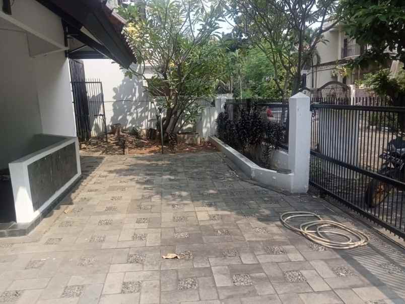 dijual rumah taman villa baru pekayon