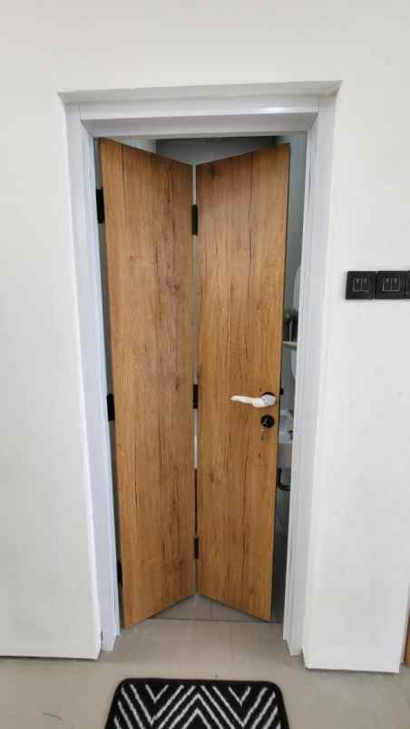 dijual rumah tangerang selatan