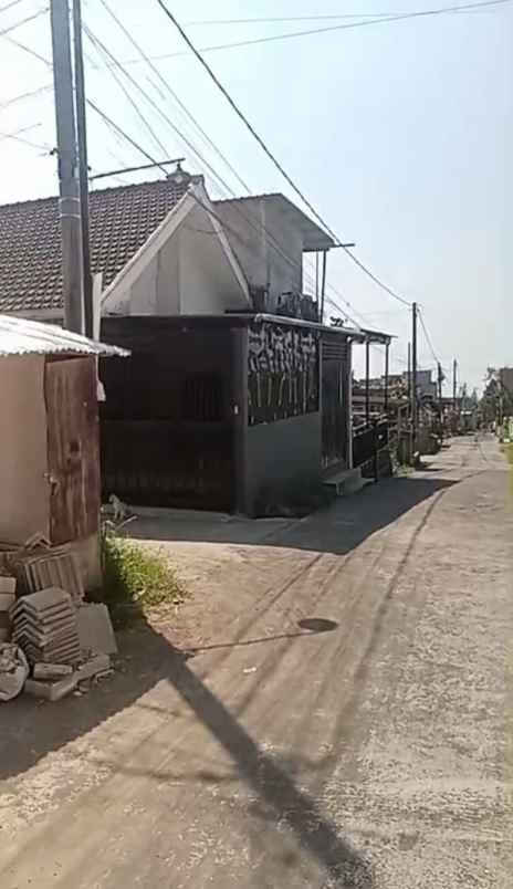 dijual rumah tlekung