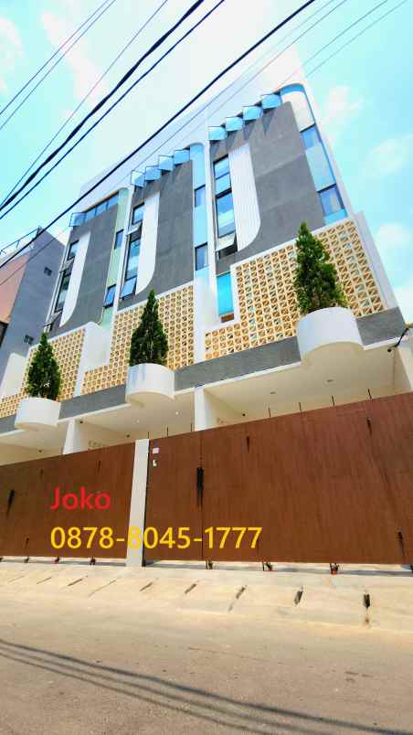 dijual rumah trisaksti