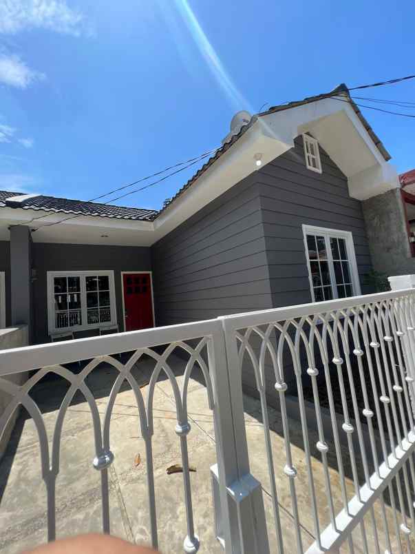 dijual rumah vila dago tol serua ciater