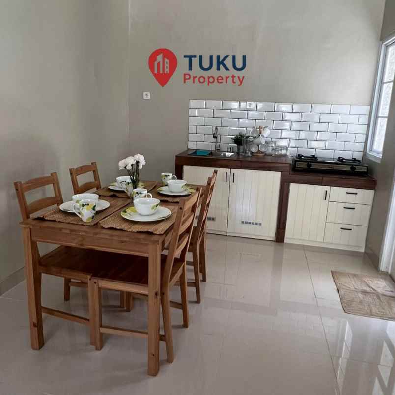 dijual rumah vila dago tol serua ciater