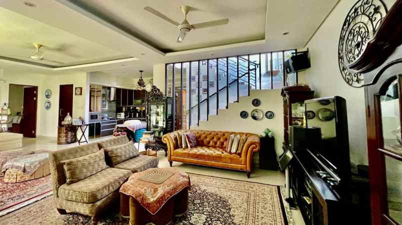 dijual rumah warung buncit pancoran