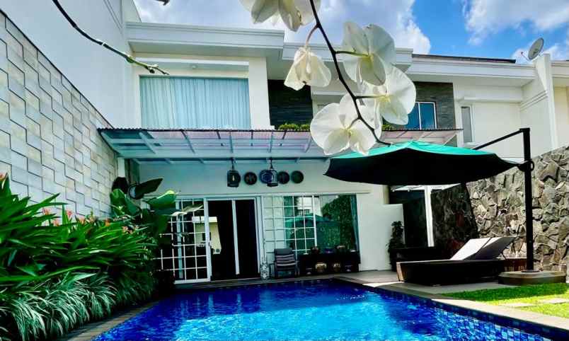 dijual rumah warung buncit pancoran