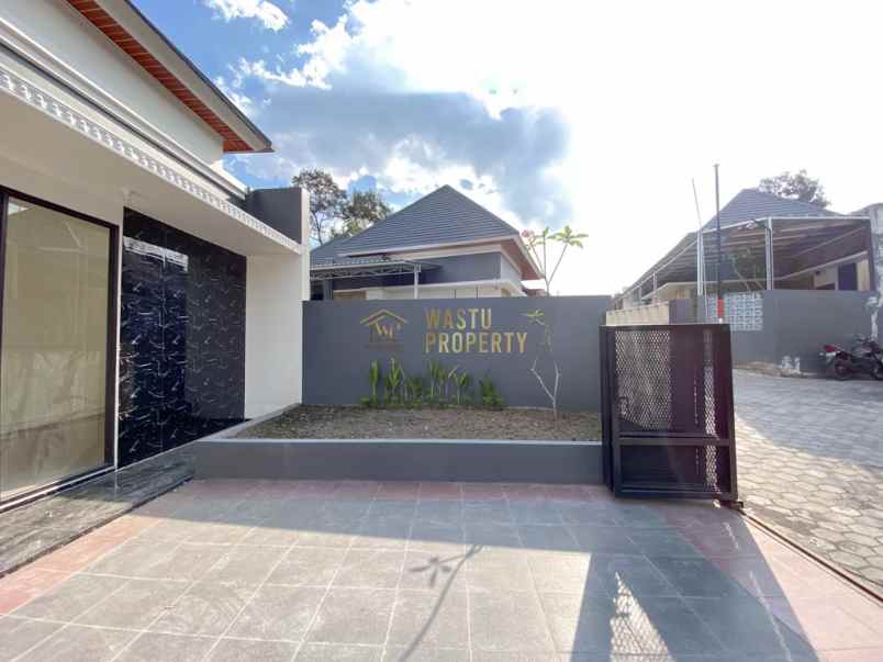 dijual rumah widodomartani