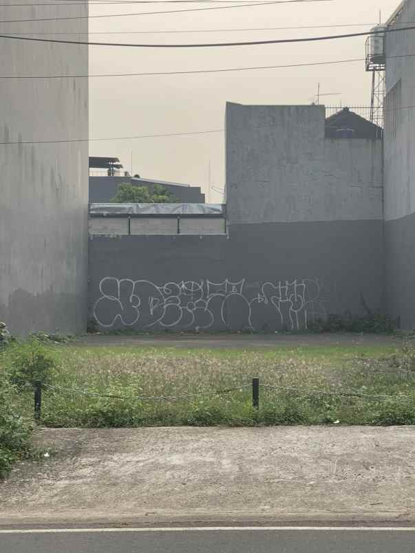 dijual tanah perumahan taman aries