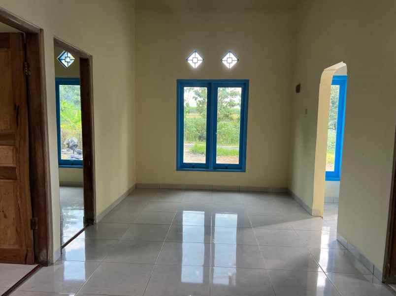 dijual tanah utar koramil kerjo