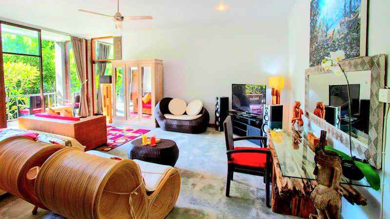 dijual villa 9 kamar di ubud gianyar bali