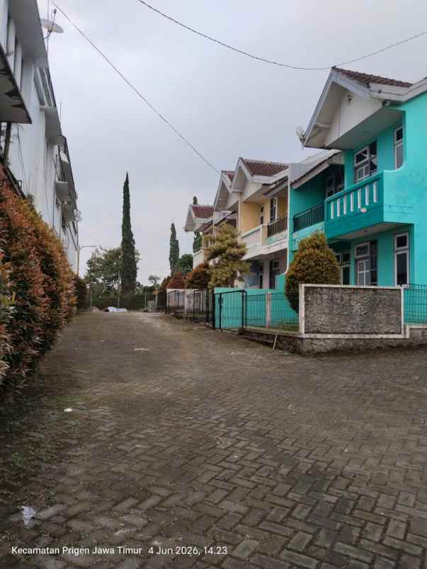 dijual villa baru di tretes prigen jawa timur