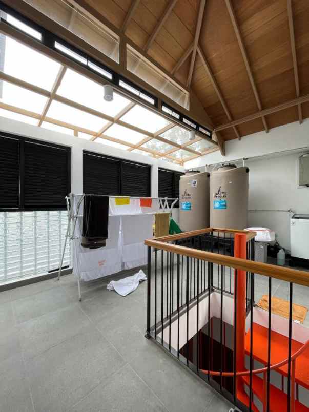 dijual villa jalan kaliurang km 13 5