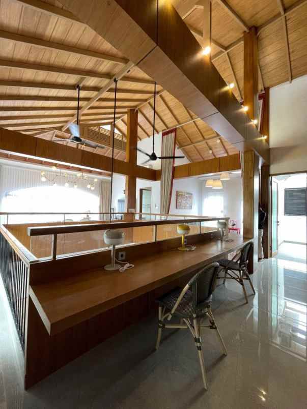 dijual villa jalan kaliurang km 13 5