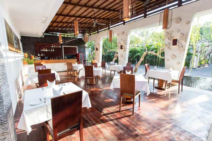 dijual villa jl yudistira seminyak kec