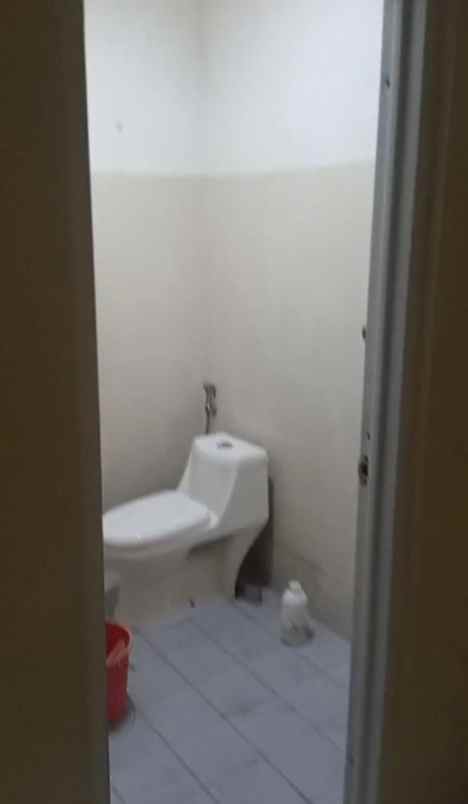 dikontrakan 1 rumah dalam cluster di margahayu raya