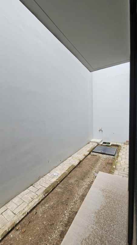 disewa rumah siaphuni di wisteria metland menteng