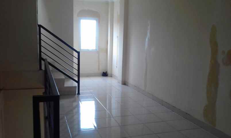 disewakan ruko gudang kantor jl raden fatah