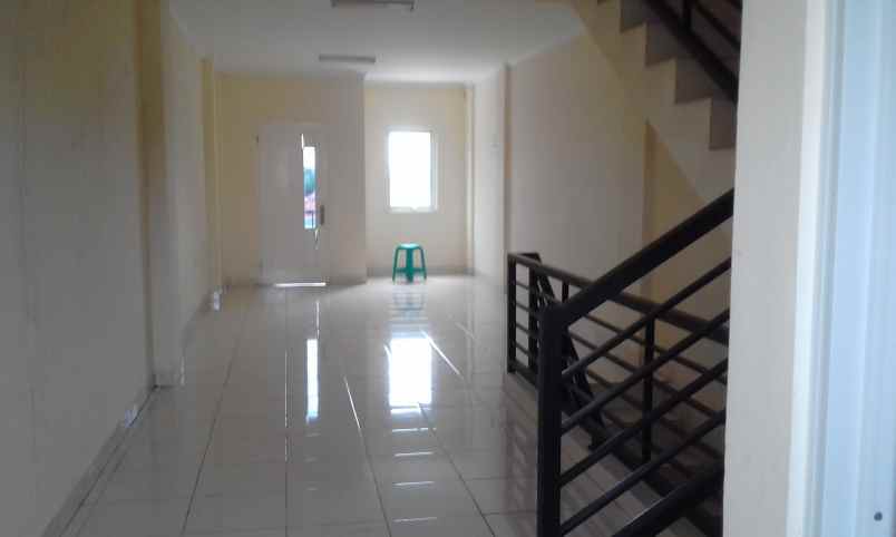 disewakan ruko gudang kantor jl raden fatah