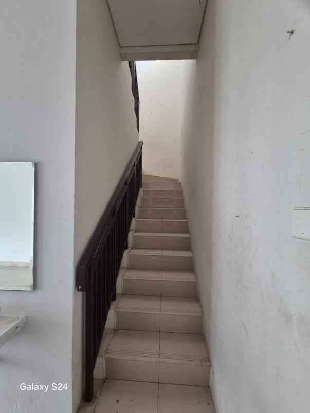 disewakan ruko gudang kantor the savoy jakarta garden city
