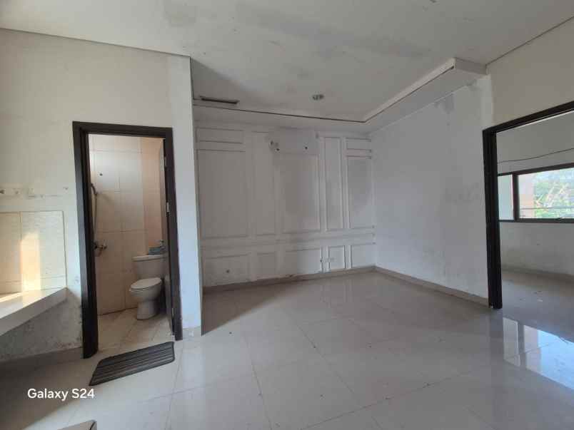 disewakan ruko gudang kantor the savoy jakarta garden city