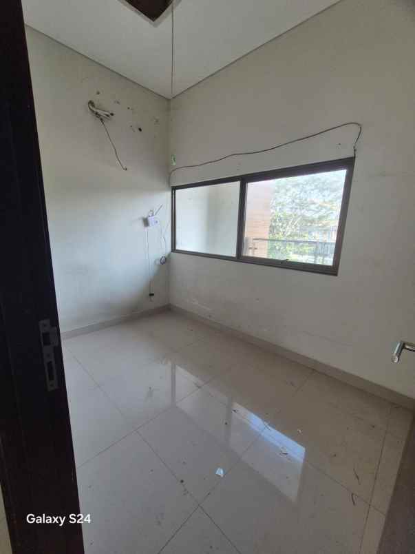disewakan ruko gudang kantor the savoy jakarta garden city