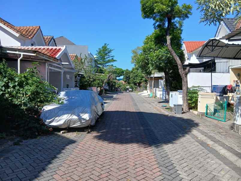 disewakan rumah di taman gapura citraland surabaya