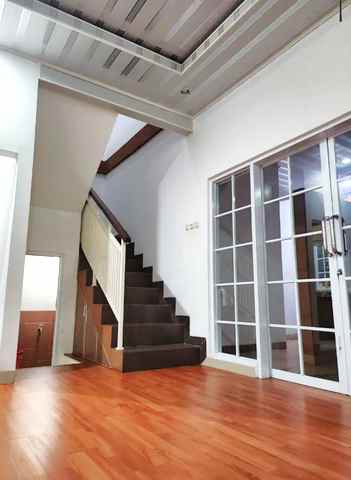 disewakan rumah kavling ui barat depok