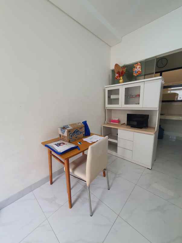 disewakan rumah lavon swan city tangerang