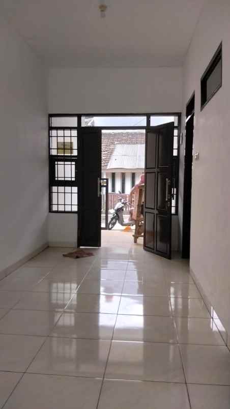 disewakan rumah minimalis di komplek margahayu bandung