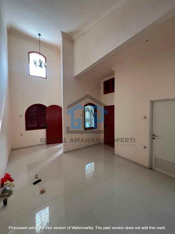disewakan rumah modern komplek cibabat cimahi siap