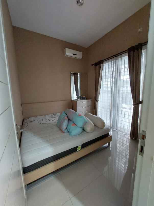 disewakan rumah pakuwon city