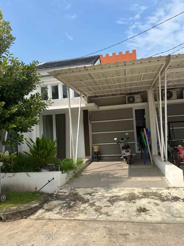 disewakan rumah victoria green residence