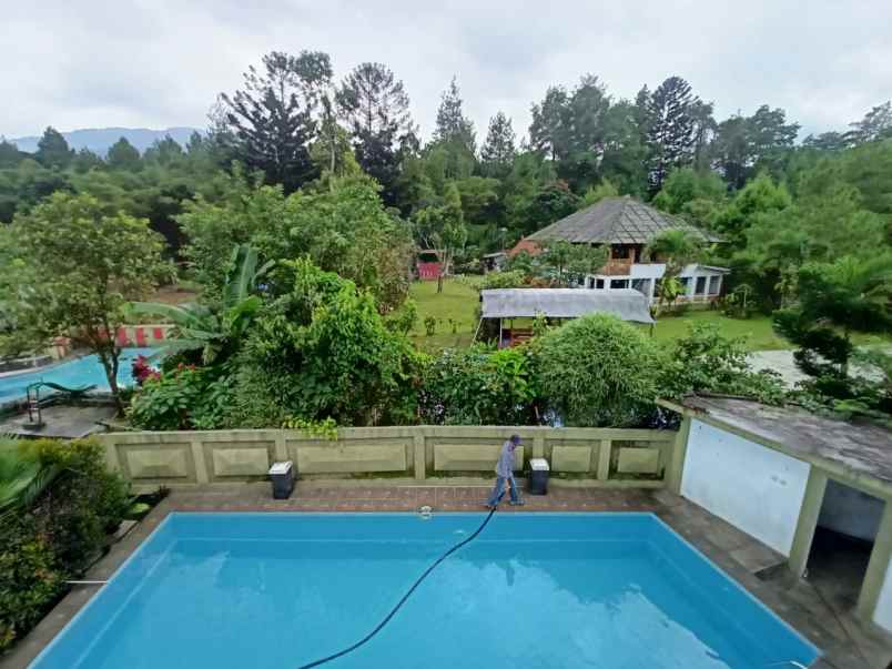 disewakan villa alamat jalan cisarua km 80