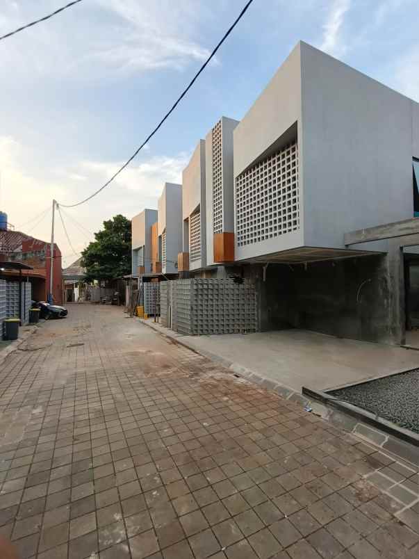 flash sale sisa 2 unit mini cluster di duren sawit