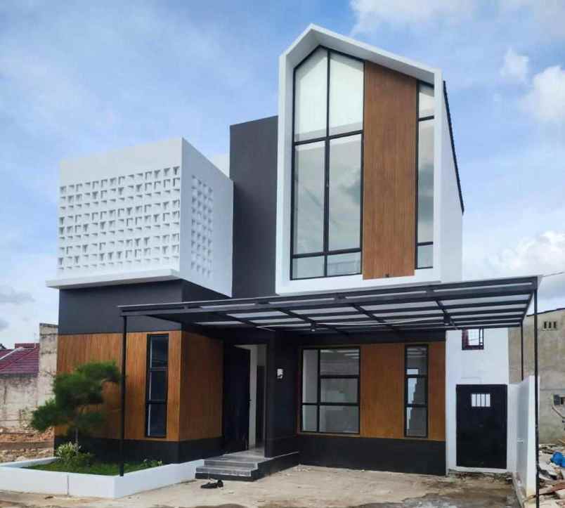 hunian 2 lantai modern di jalan arifin ahmad pekanbaru