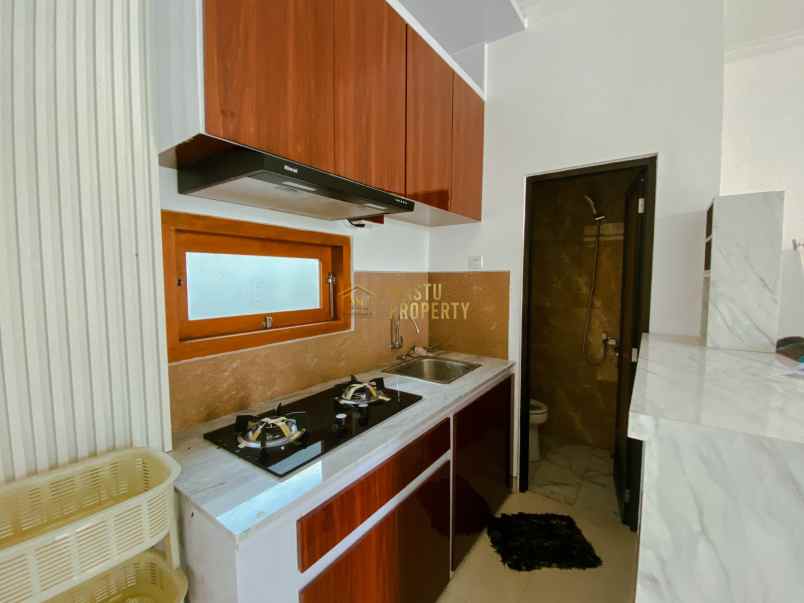 hunian premium 2 lantai di pinggir jalan raya tajem