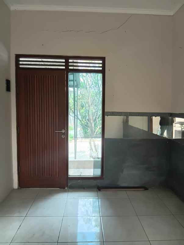 jual cepat rumah lokasi bagus di kota bali residence