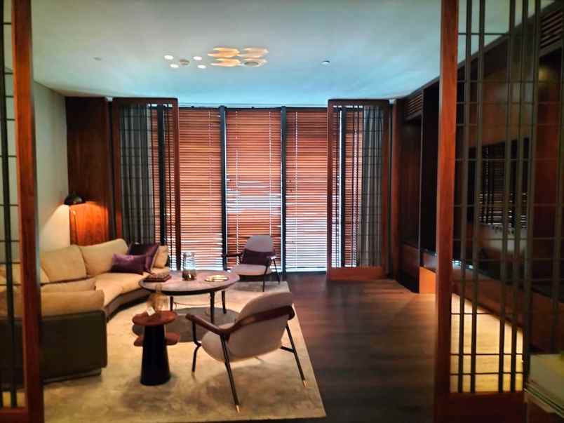 jual regent residences di mangkuluhur city