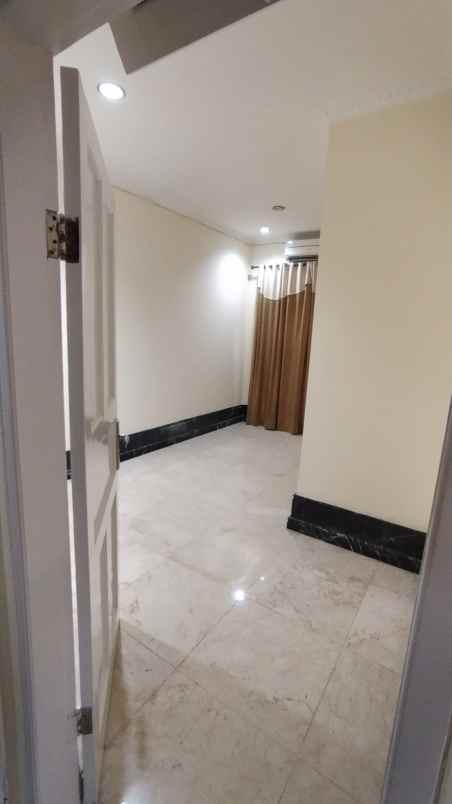 jual rumah bagus raffles hills cibubur