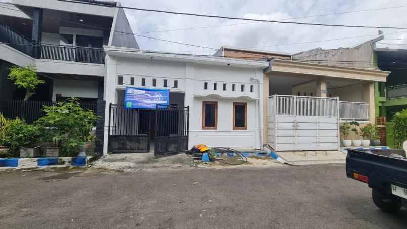 jual rumah di pondok wage indah ii taman sidoarjo
