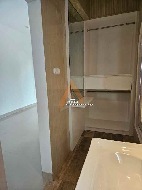 jual rumah mewah dan baru di gatot subroto denpasar