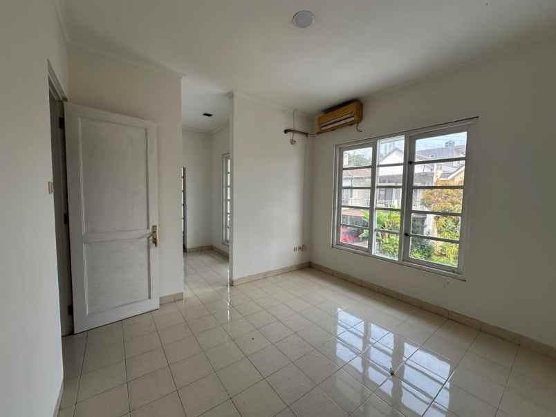 jual rumah siap huni kota wisata cibubur