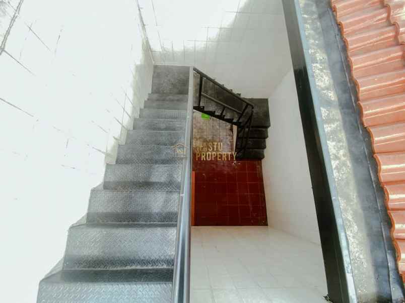 kost dijual cepat 39 kamar di seturan belakang ykpn