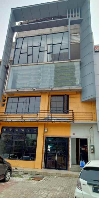 ruko elang laut jl bulevard raya di pik 1